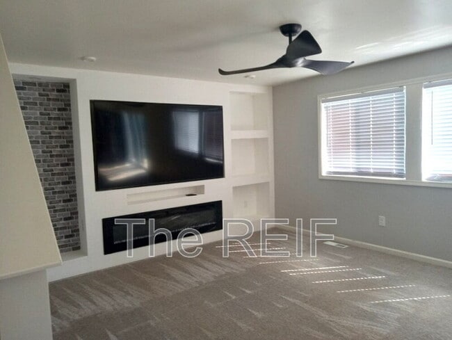 Building Photo - 4477 Soya Ave