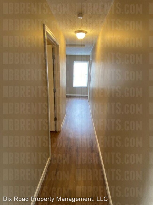 Building Photo - 3 br, 2.5 bath House - 425 Peyton Drive,