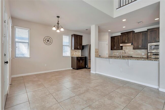 Building Photo - 209 Highland Horizon
