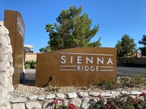 Building Photo - Gated 4 bedroom with a bonus room in Summe...