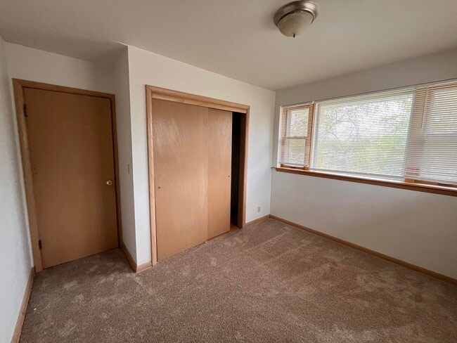 Building Photo - 3465 S 83rd St