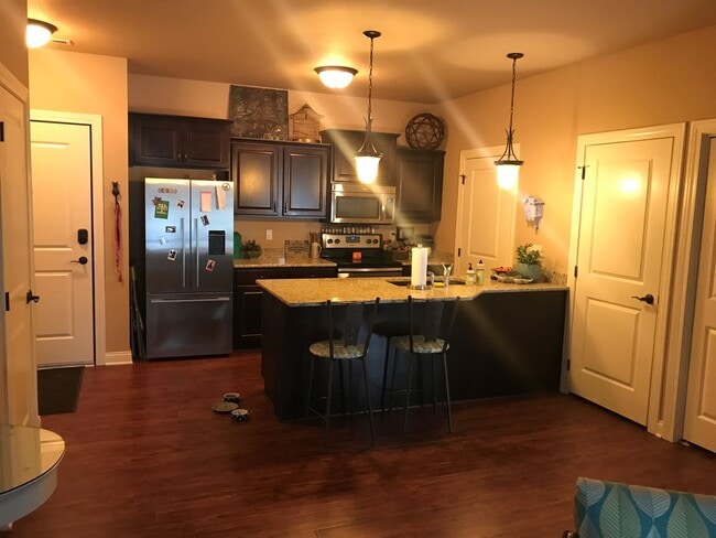 Building Photo - 2725 Northridge Pkwy