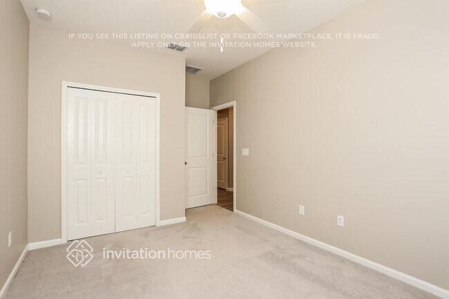 Building Photo - 9817 Lemon Grass Ln