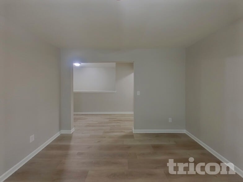 Building Photo - 15015 Ockeechobee Ct