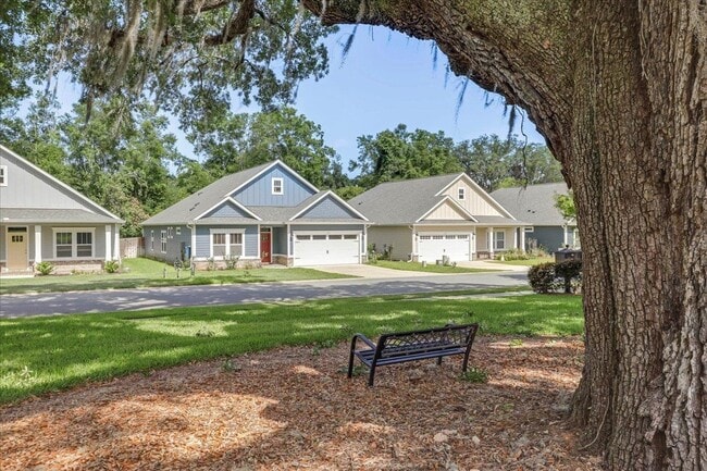 Building Photo - 855 Avery Park Dr