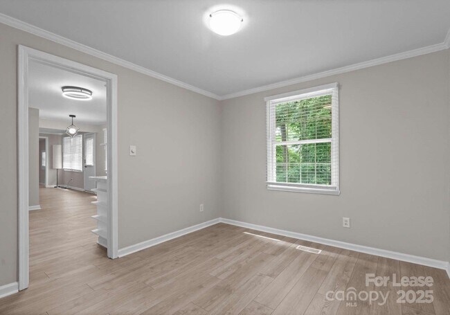 Building Photo - 7016 Wannamaker Ln