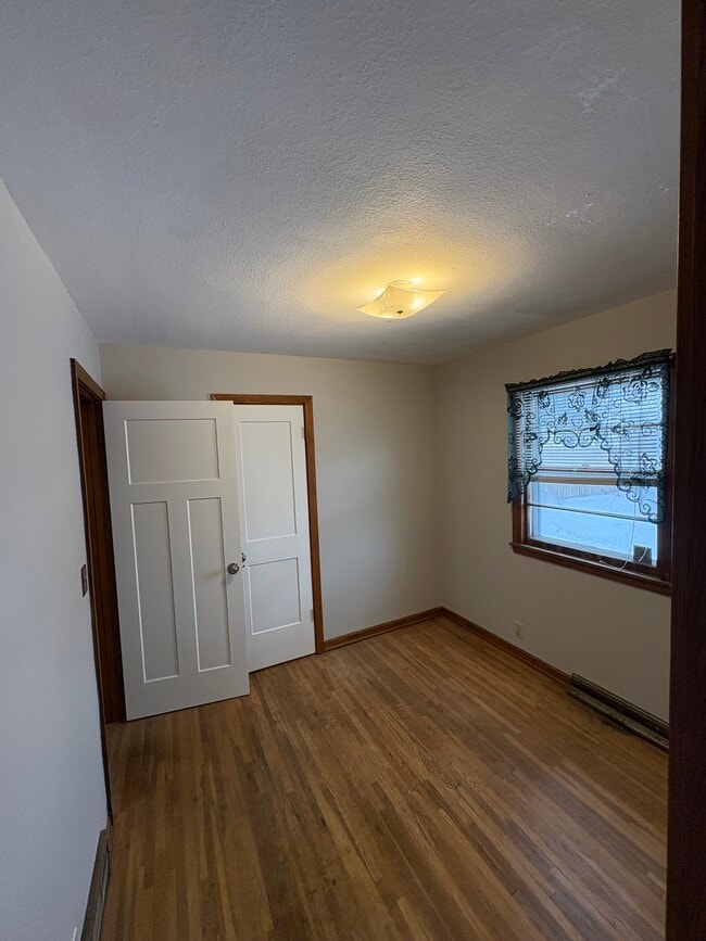 Building Photo - 1502 Edina Ave