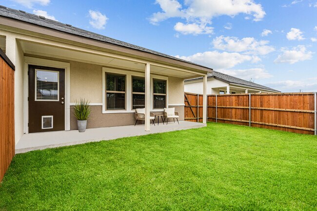 Private Fenced Backyard - Mansions of Denton