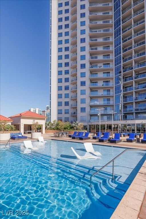 Building Photo - 200 W Sahara Ave