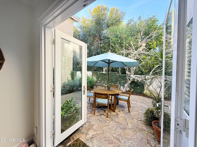 Building Photo - 30808 Calaise Ct