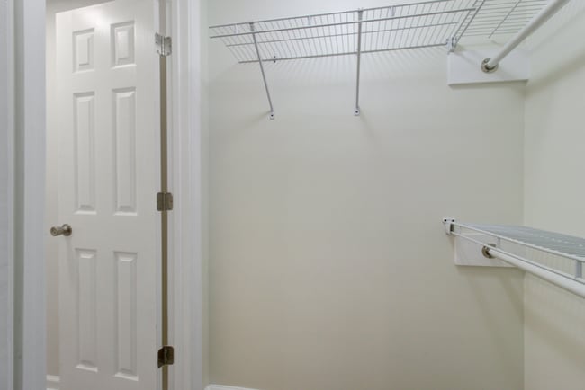 Building Photo - Move-In Special Starting June 1st! Limited Time offer and receive $500 off your first month’s rent.