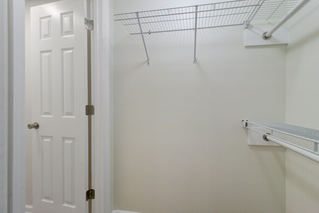 Building Photo - Spacious & Updated 3BR/2BA – North Charleston Living at Its Best