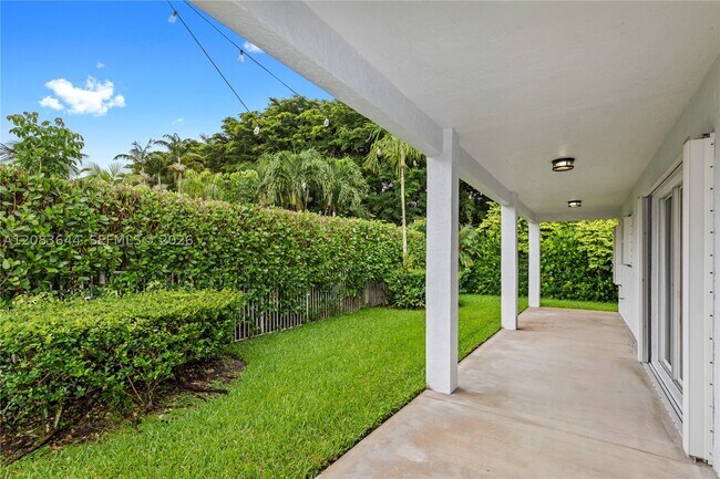 Building Photo - 776 Lavender Cir