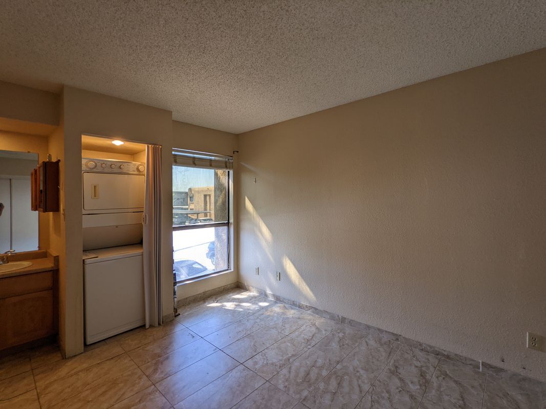 Building Photo - 3535 W Tierra Buena Ln