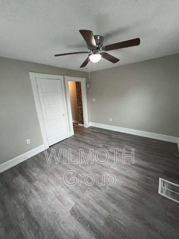 Building Photo - 824 Harlan St