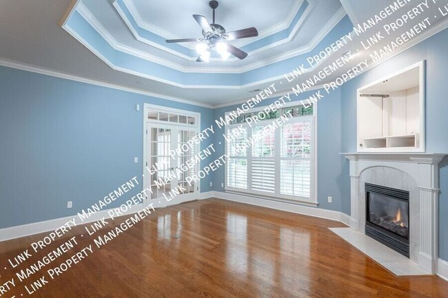 Building Photo - 7655 Lenox Trace Dr