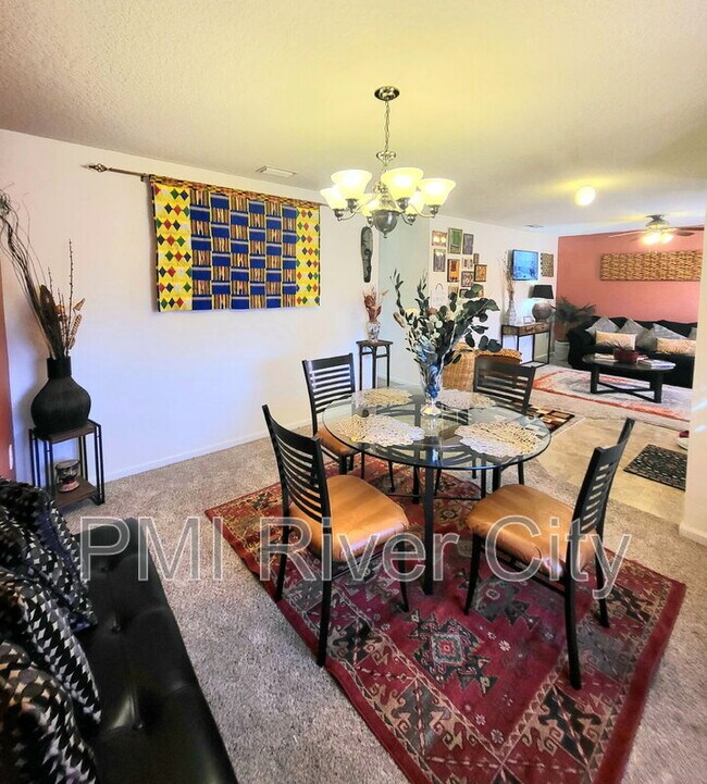 Building Photo - 2132 Sotterley Ln