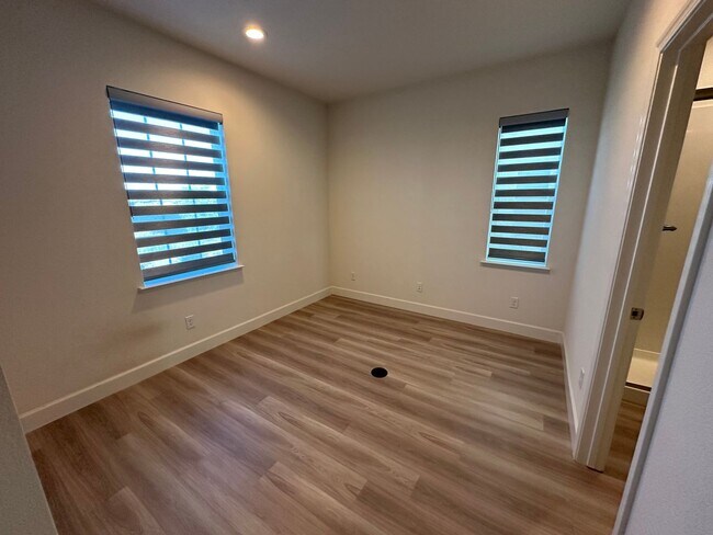 Building Photo - 3010 Granger St