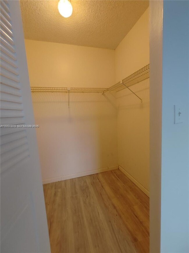 Building Photo - 1820 SW 81st Ave