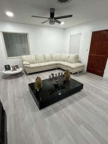 Building Photo - 291 E Boca Raton Rd