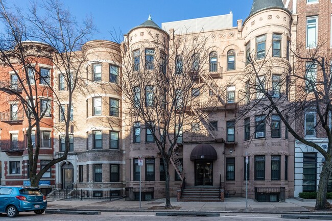 Building Photo - 41 Westland Ave