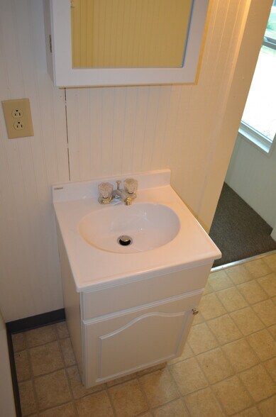 Building Photo - 5144 Washington Rd