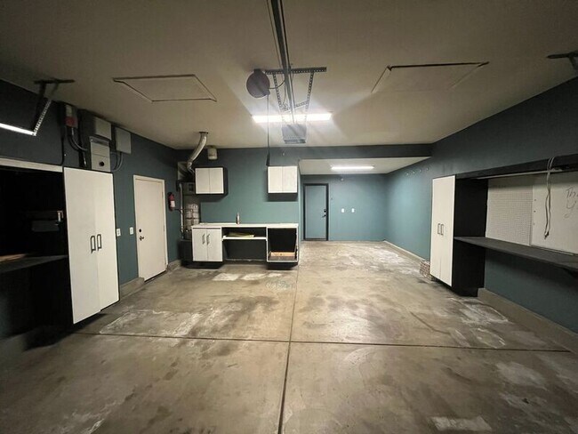 Building Photo - 35108 Via Santa Catalina