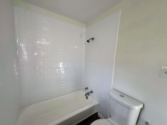 Building Photo - 1411 Boston St