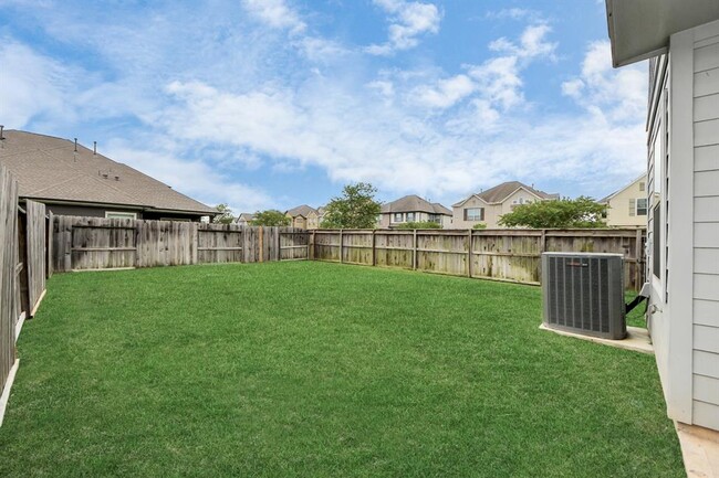 Building Photo - 2518 Terrace Point Dr