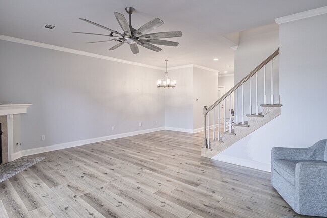 Building Photo - 115 Mt Carmel Rd