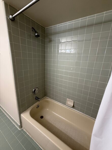 Building Photo - 7782 Watford Dr