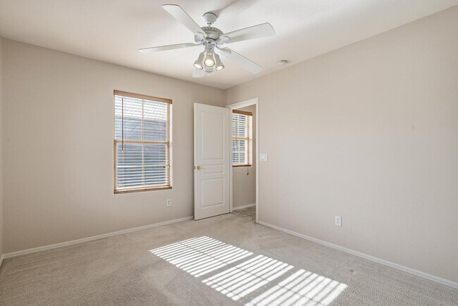 Building Photo - 5339 W Kaler Cir