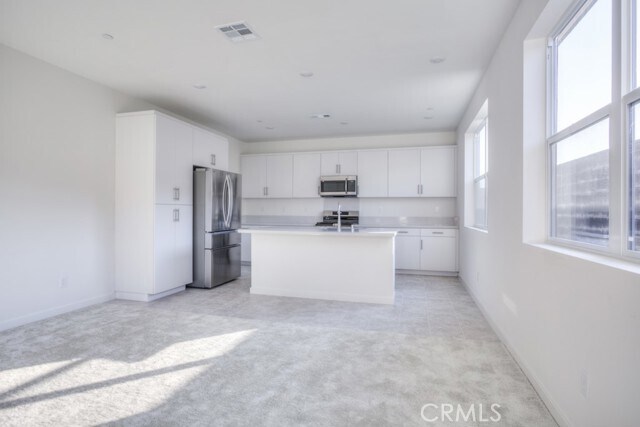 Building Photo - 15812 Caterpillar Dr
