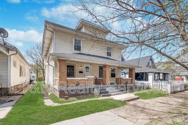 Building Photo - 326 Jefferson Ave