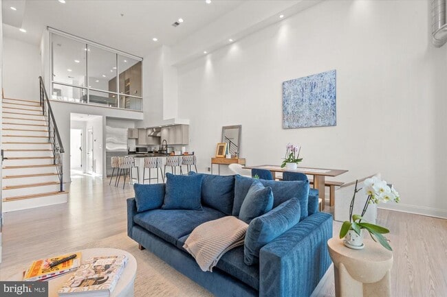 Building Photo - 1610 11th St NW