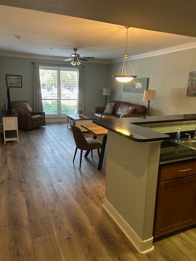 Building Photo - 2299 Lone Star Dr