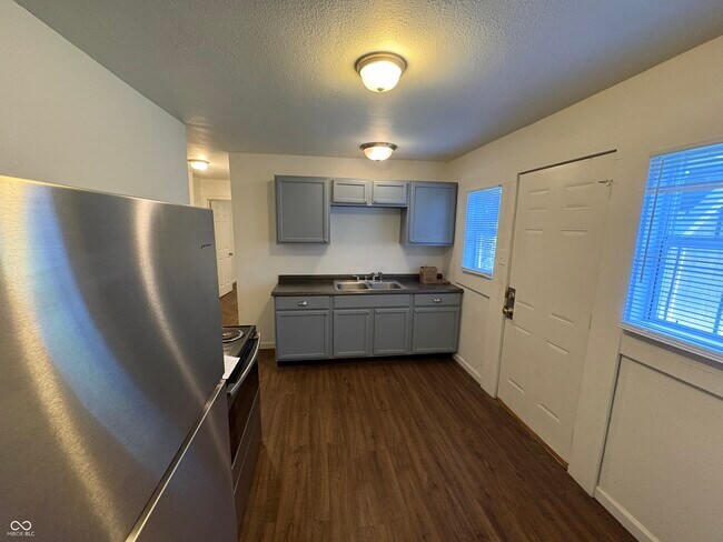 Building Photo - 4348 Crittenden Ave