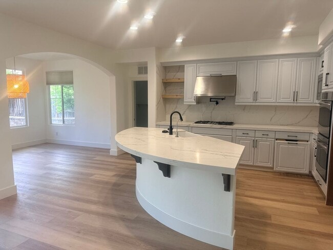 Building Photo - 5 Bedroom Harveston Home for Rent