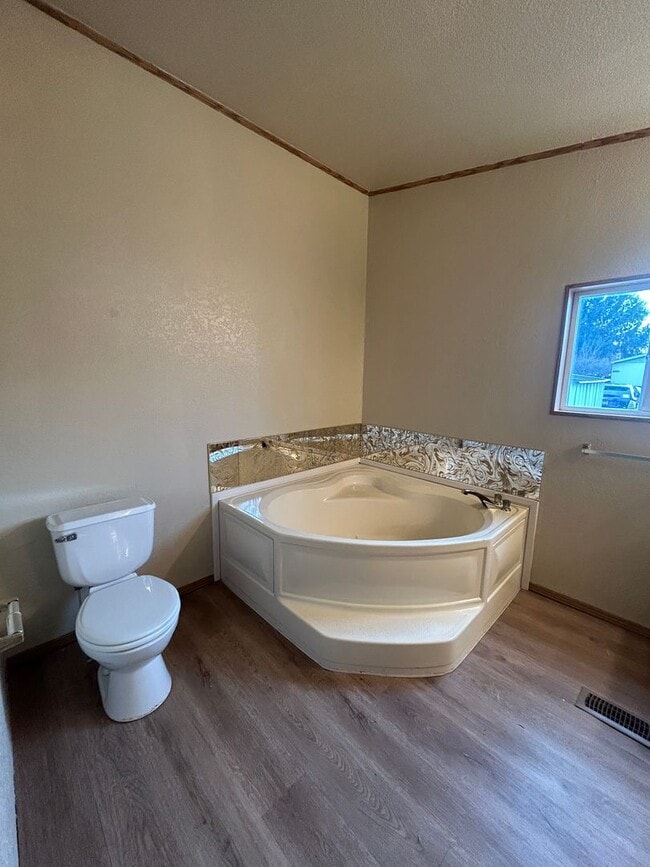 Building Photo - Renovated 3-Bedroom, 2-Bedroom Manufactured Home with a Spacious Yard in Hayden