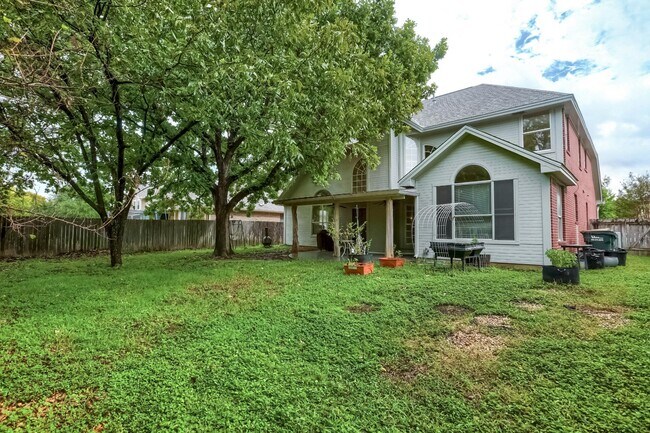 Building Photo - 301 Gulfstream Dr