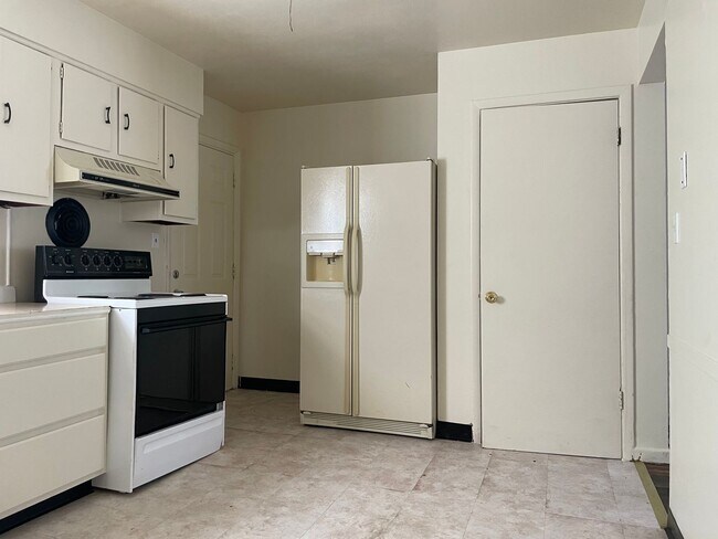 Building Photo - 4105 Sullivant Ave