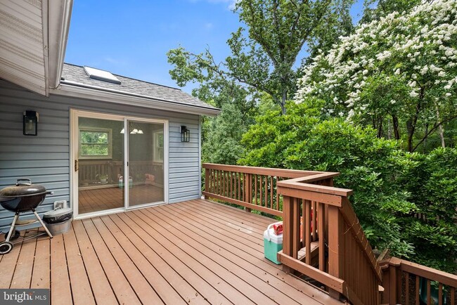 Building Photo - 12608 Yardarm Pl