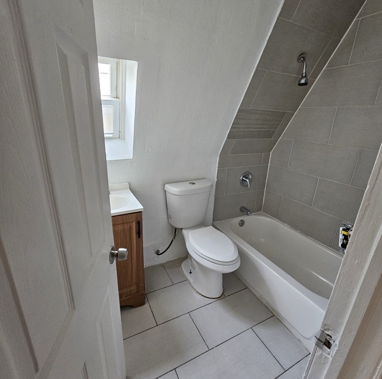 Bathroom - 138 S 10th St