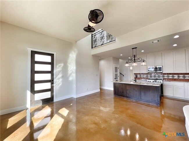 Building Photo - 1690 Gruene Vineyard Crossing