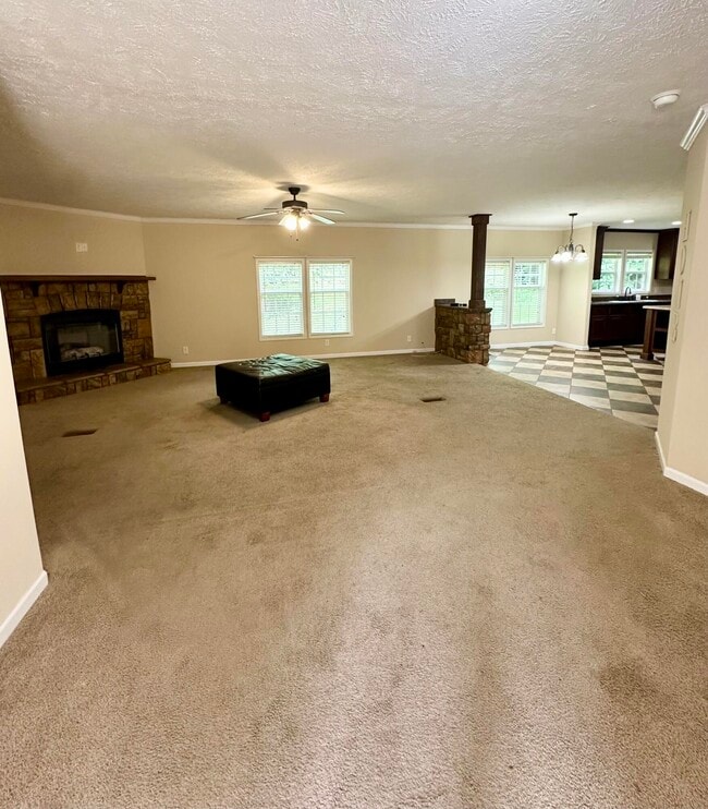 Building Photo - 3011 Ryans Creek Rd
