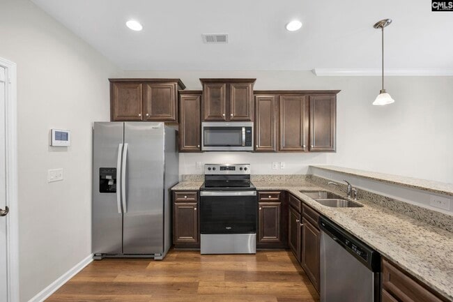 Building Photo - 493 Dawsons Park Wy