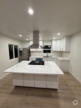 Building Photo - 13038 Terra Bella St