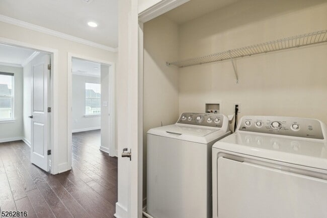 Building Photo - 12 Gerhard Pl