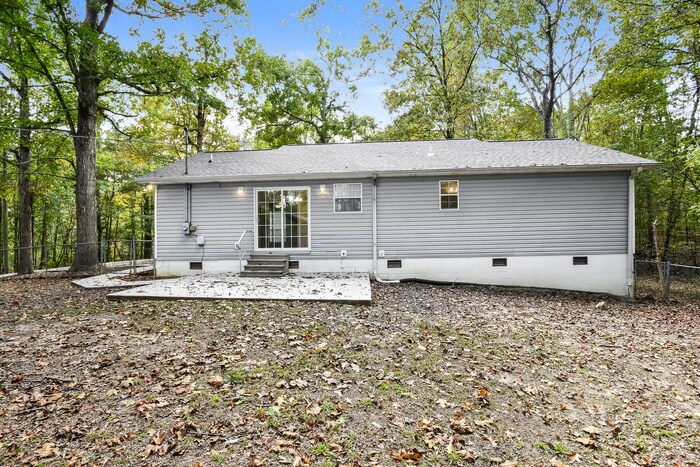 Building Photo - 25 Moss Rock Cir