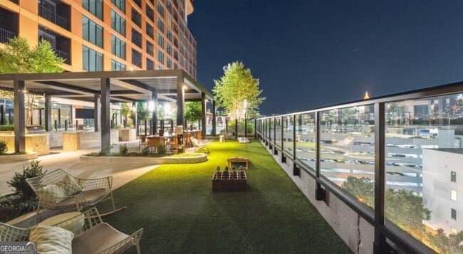 Building Photo - 660 11th St NW